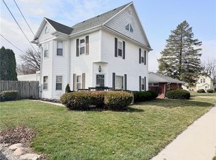 515 S 8th Ave W, Newton, IA 50208