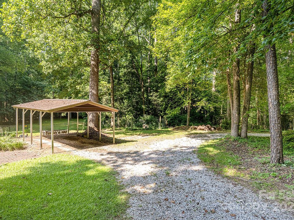 2615 Highway 557, Clover, SC 29710 | MLS #4275515 | Zillow