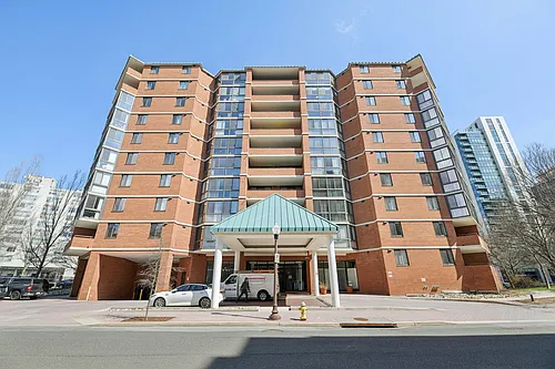 1001 N Randolph St #202 Photo 1