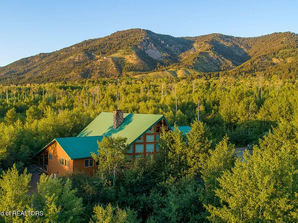 144 Roberts Rd, Etna, WY 83118