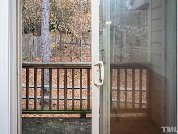 3rd image of 1513 E Franklin St APT 118B