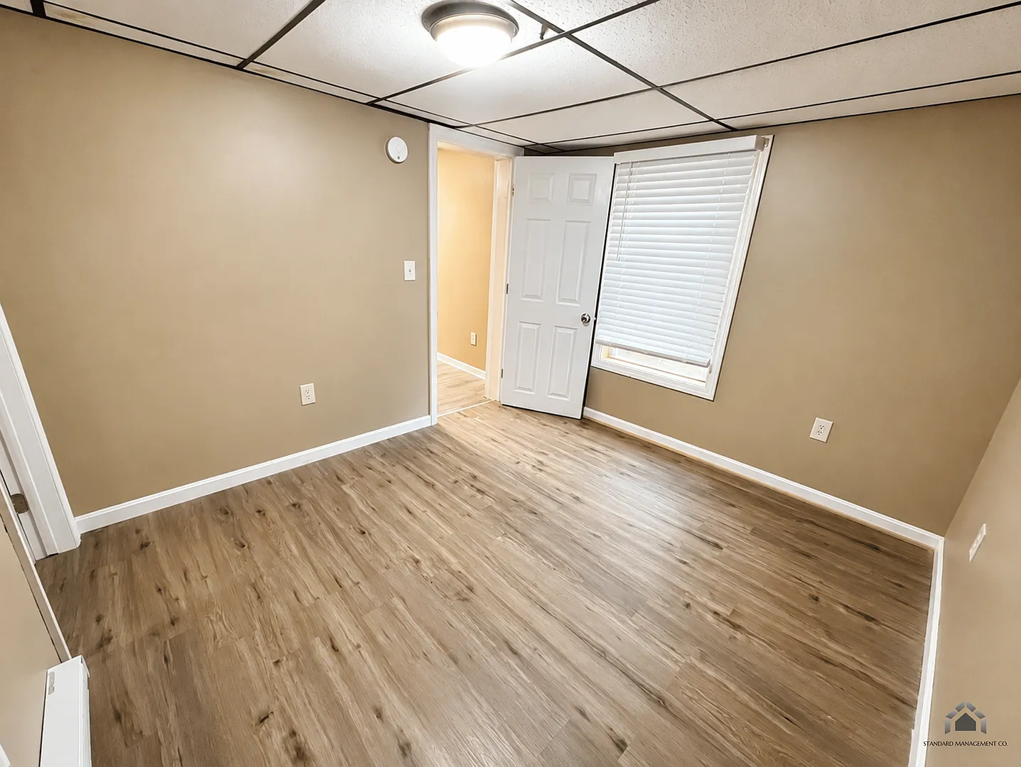 16 Drummond Ave — Photo 4