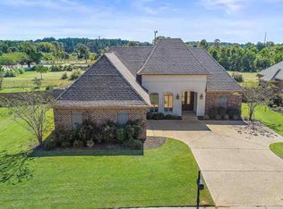 533 Westfield Dr, Pearl, MS 39208