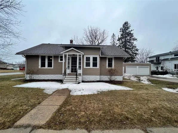 904 Harrison Street, Black River Falls, WI 54615
