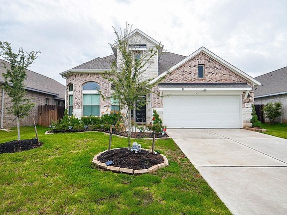 3rd image of 8626 Winters Edge Dr