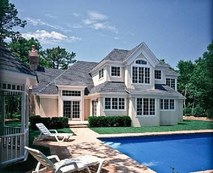 2nd image of 9 Georgica Woods Ln