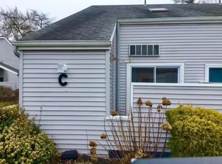 1611 Cedarwood Dr APT C, Westlake, OH
