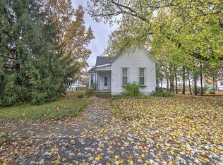 159 E Elm St, Argenta, IL