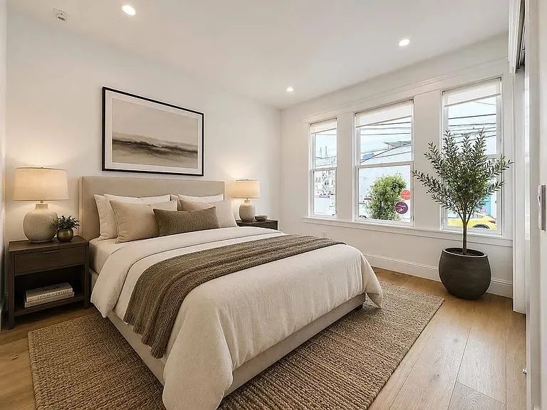 571 Chestnut St — Photo 12