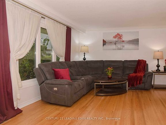 5th image of 4 Tanner Cir