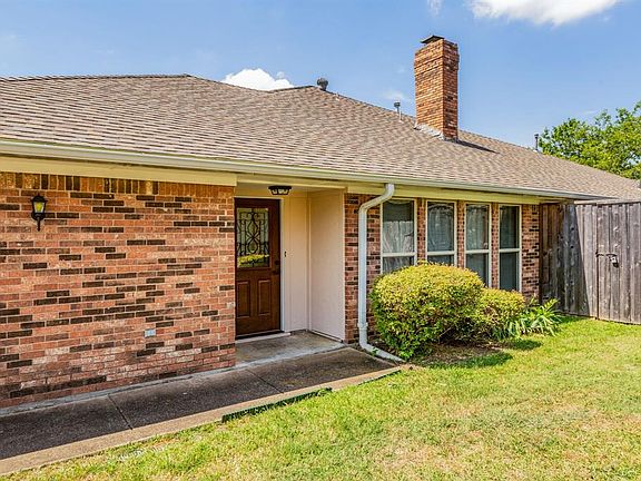 3rd image of 3319 San Mateo Dr