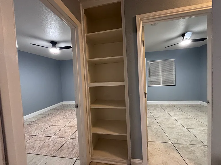 1567 Riverside Dr — Photo 8