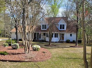 2525 Jay Cir, Greenville, NC 27858