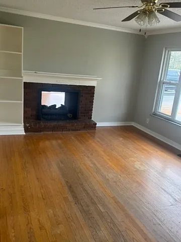 3 bed, 1800 sqft, $1,800 — Photo 3