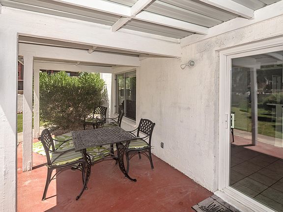 4th image of 1725 Los Lagos Dr #A
