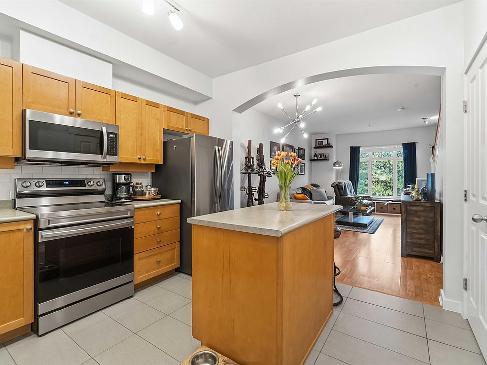 1st image of 600 Park Cres #222