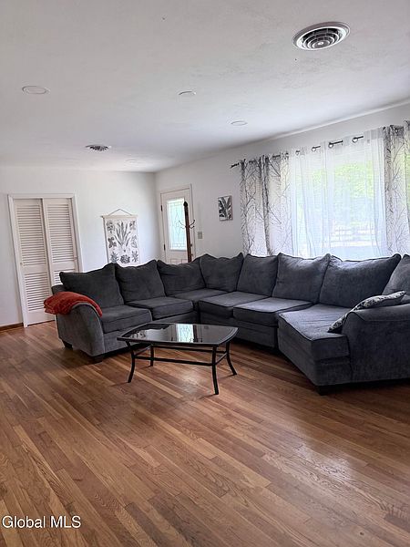 3rd image of 1 Maple Lane