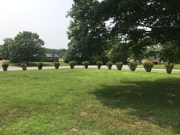 3rd image of 100 Talton Dr