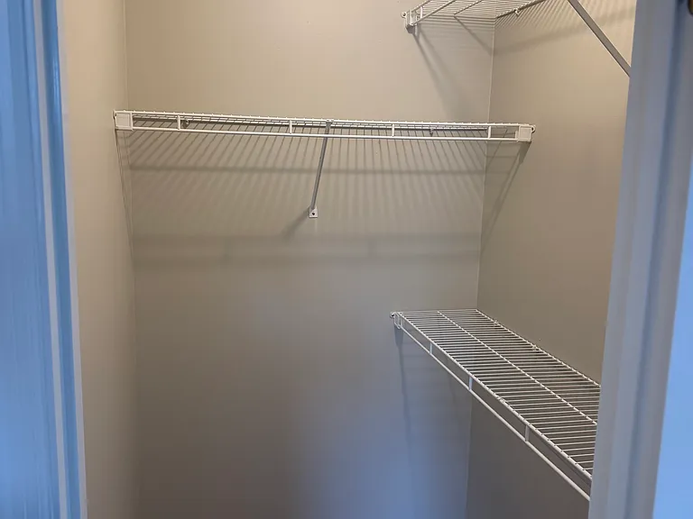 Walking Closet - Second Bedroom