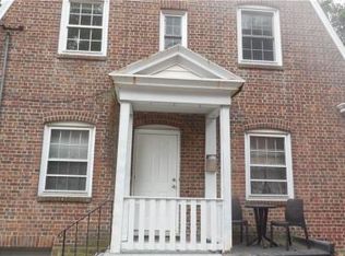 17 Grasmere Ave, Fairfield, CT 06824