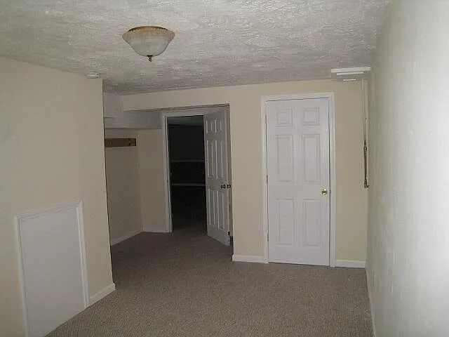 5436 N Garden Ln — Photo 20