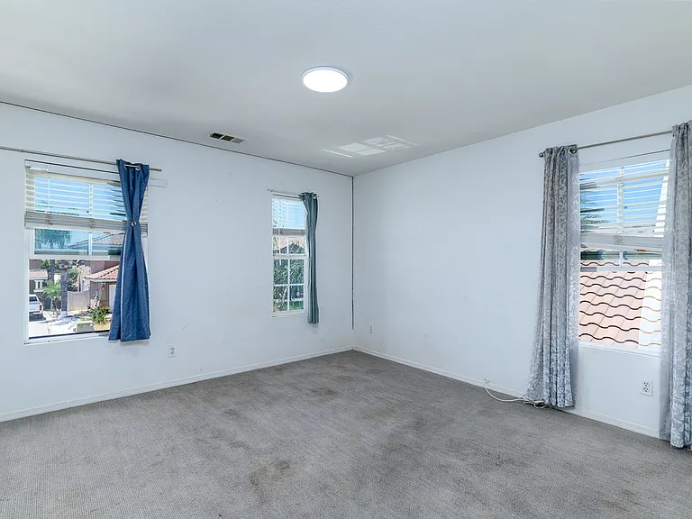 3061 Clapper St — Photo 14