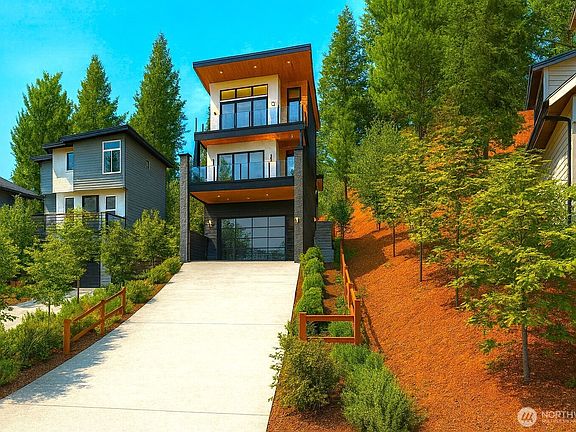 3rd image of 3324 Stonecrop Way