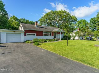 4 Beechwood Dr, Burnt Hills, NY 12027