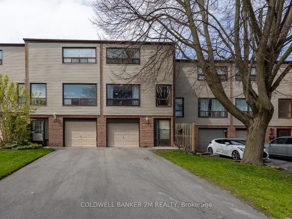 72 Parklane Cir, Clarington, ON L1C 3V9