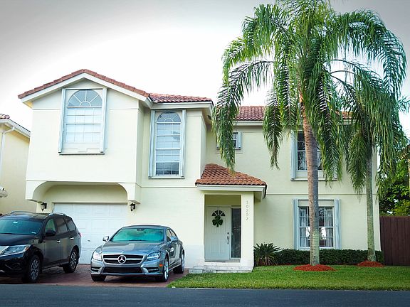 5th image of 10292 NW 56th St