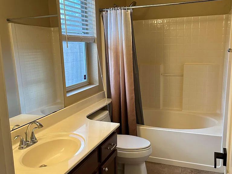 1448 E Binner Dr — Photo 12