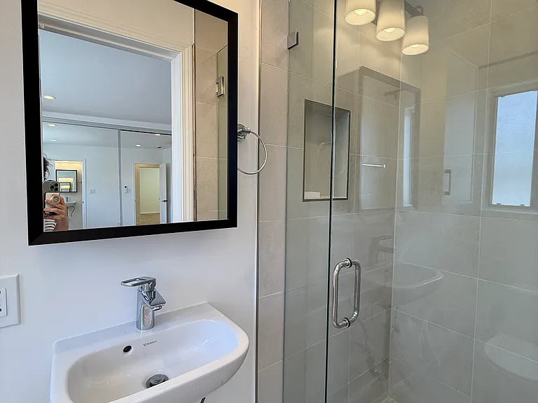 515 Pier Ave #3 — Photo 17