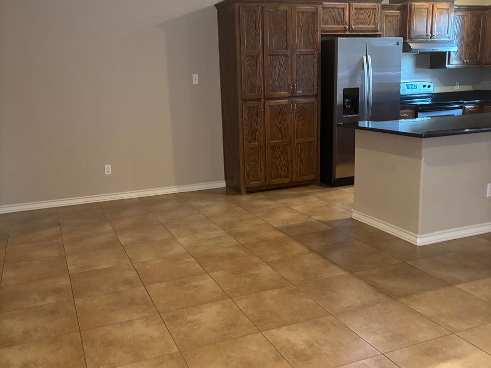 Area for dining table in open concept living room