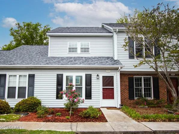 3200 Crystal Oaks Lane #820, Morehead City, NC 28557