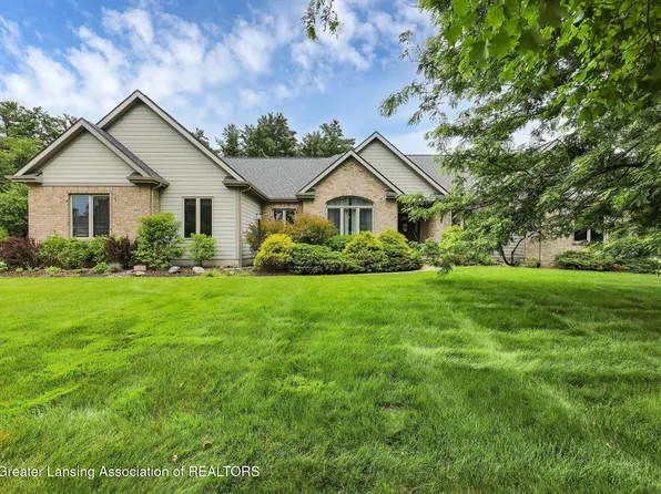 4570 Wellington Dr, Okemos, MI 48864