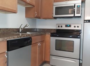 47 Briarwood Ln APT 7, Marlborough, MA 01752