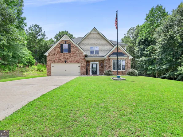84 Blossom Ln, Newnan, GA 30263