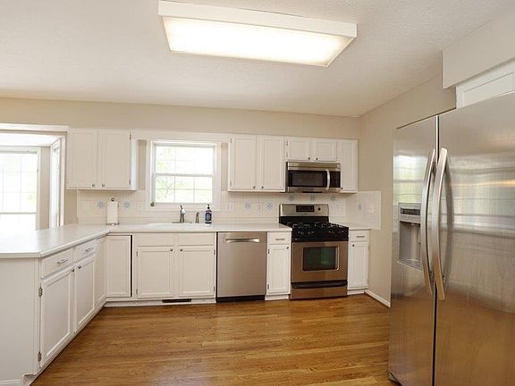 5th image of 6290 Holloway Dr