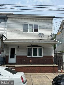 384 W Main St, Girardville, PA, 17935