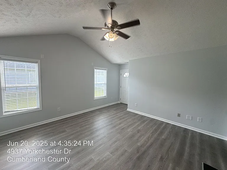 4937 Yorkchester Dr — Photo 5