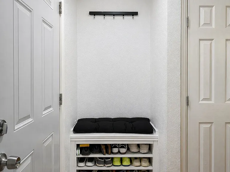 3121 Rutz St — Photo 12