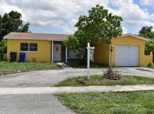 4574 NW 39th St, Lauderdale Lakes, FL 33319