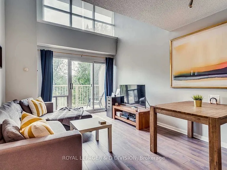 139 Merton St #438 — Photo 11