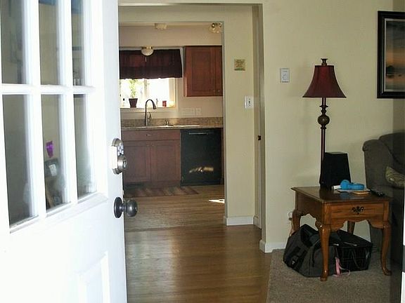 4th image of 64745 Norwich Cir