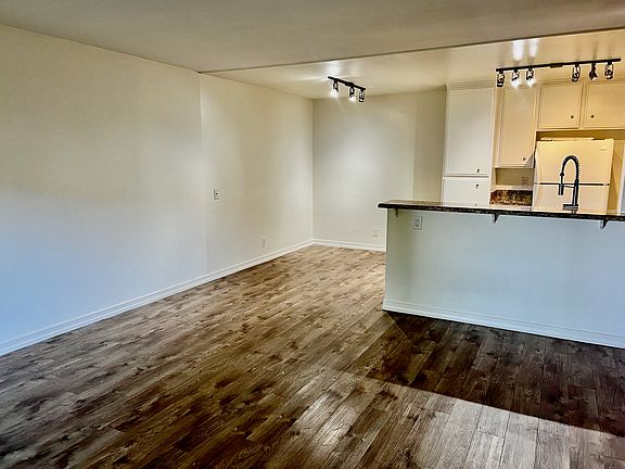 4th image of 10225 Caminito Cuervo Unit 126