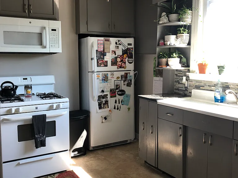 242 School St #2 — Photo 4