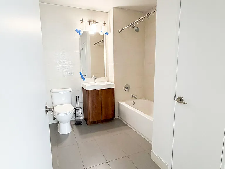 8 Vanderbilt Ave #4G — Photo 11