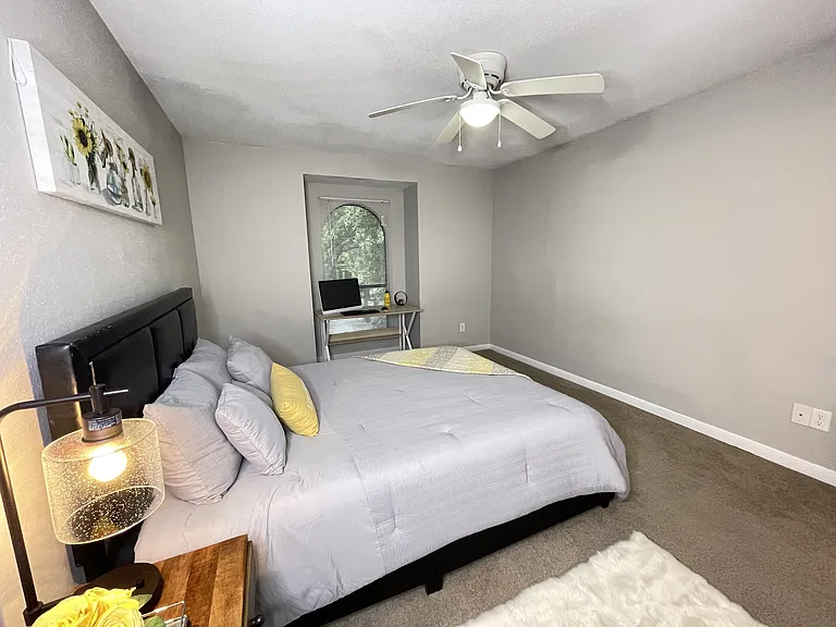The Park @ Live Oak Apartments — Photo 46