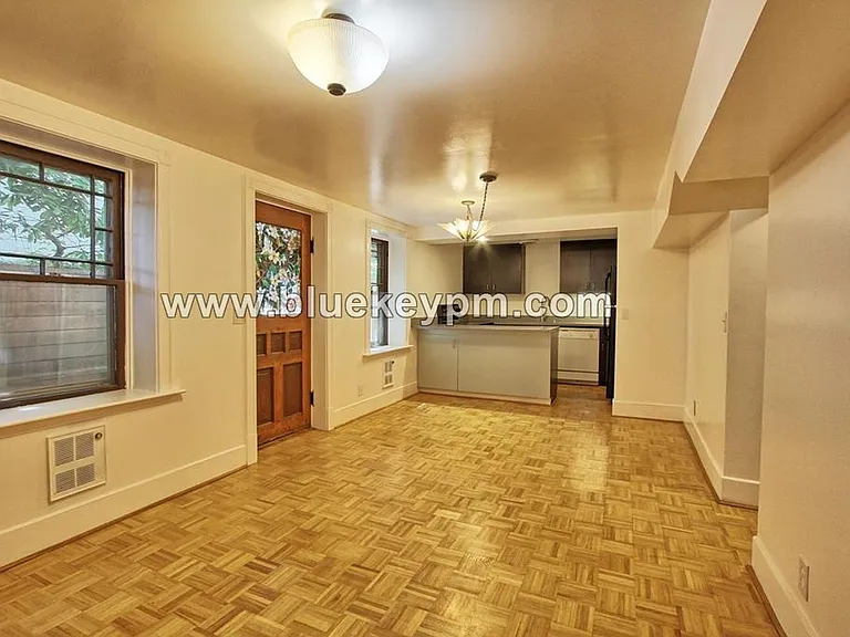 3419 SW Naito Pkwy — Photo 5