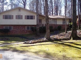 2930 Branchwood Dr, East Pt, GA 30344